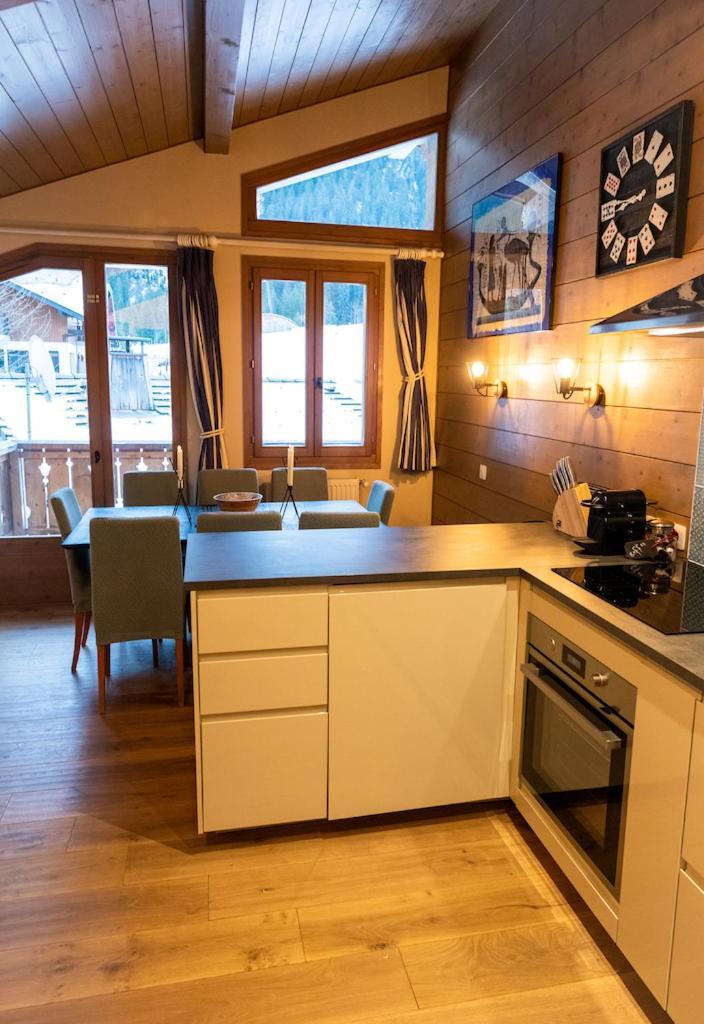 Hotel Et Chalet Au Coin Du Feu Chilly Powder Morzine Bagian luar foto